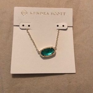Kendra Scott necklace
